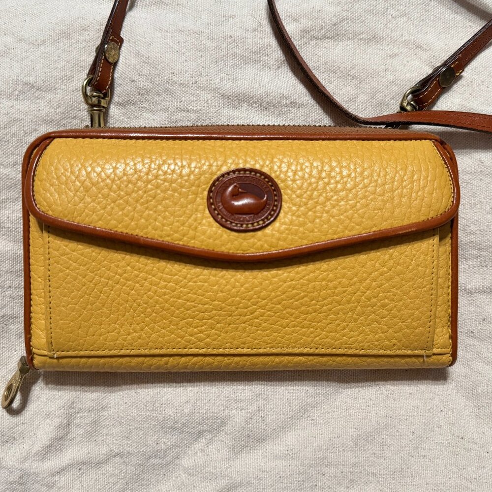 Vintage Dooney & Bourke Crossbody Wallet – Yellow Pebbled Leather